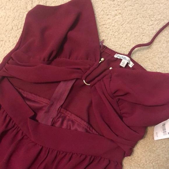 Dark red dress! - Picture 3 of 3